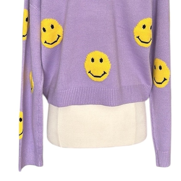 GREY LAB Smiley Face Pullover Sweater Novelty Retro 70s Lavender Size XL - Picture 11 of 16